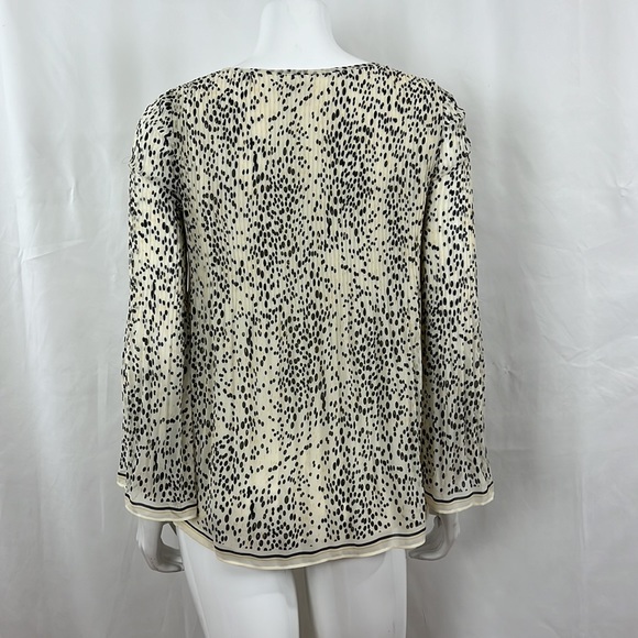 Max Studio Blouse size S - Picture 3 of 5